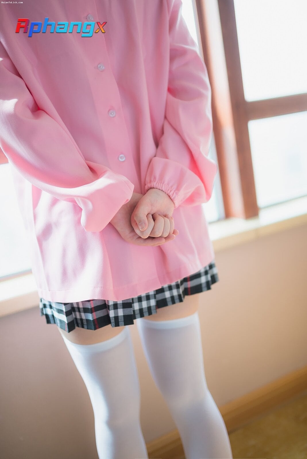 0f5222a9f8122a4e9e769560640d28c1.jpg