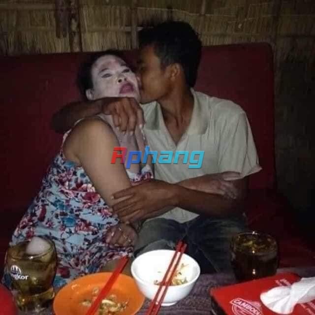 DED1FC39-B936-421E-B44B-EDFF8EABAE7D.jpeg