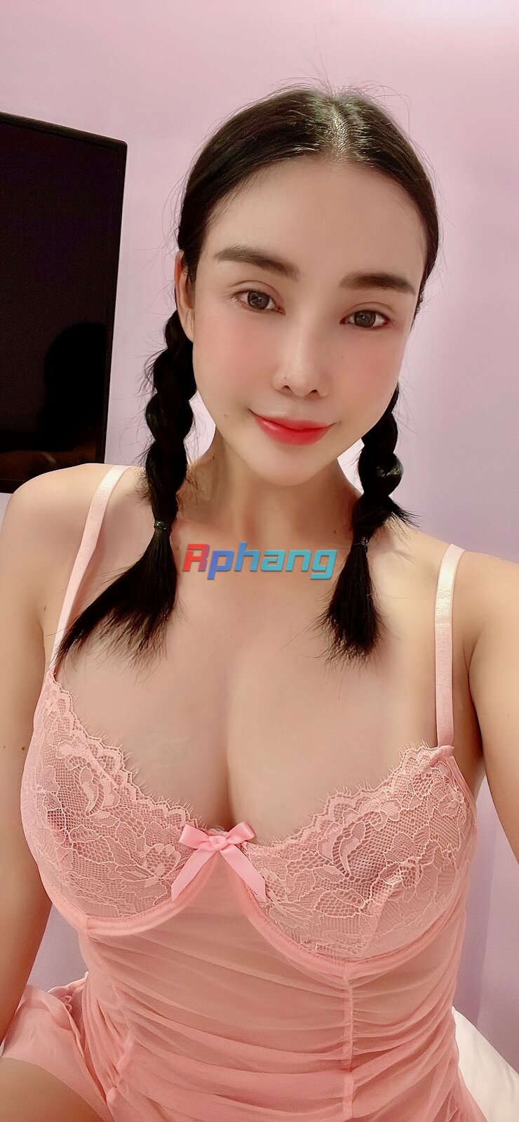 beauty_1697689689855.jpeg