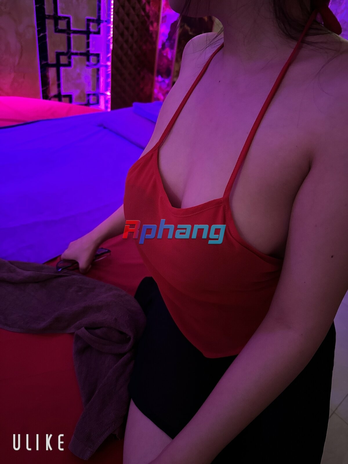 beauty_1698756340702.jpeg