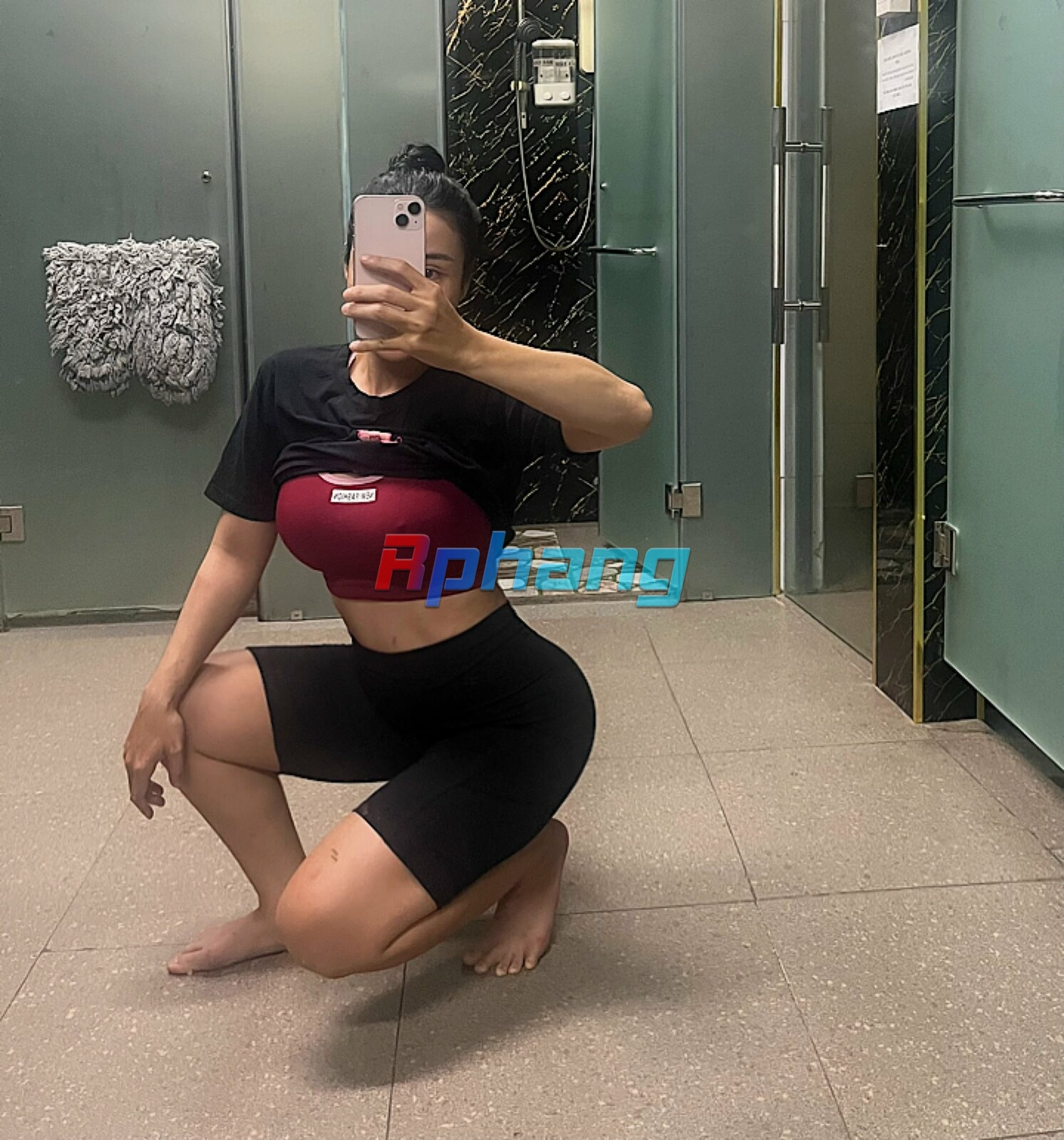 beauty_1701480048927.jpeg
