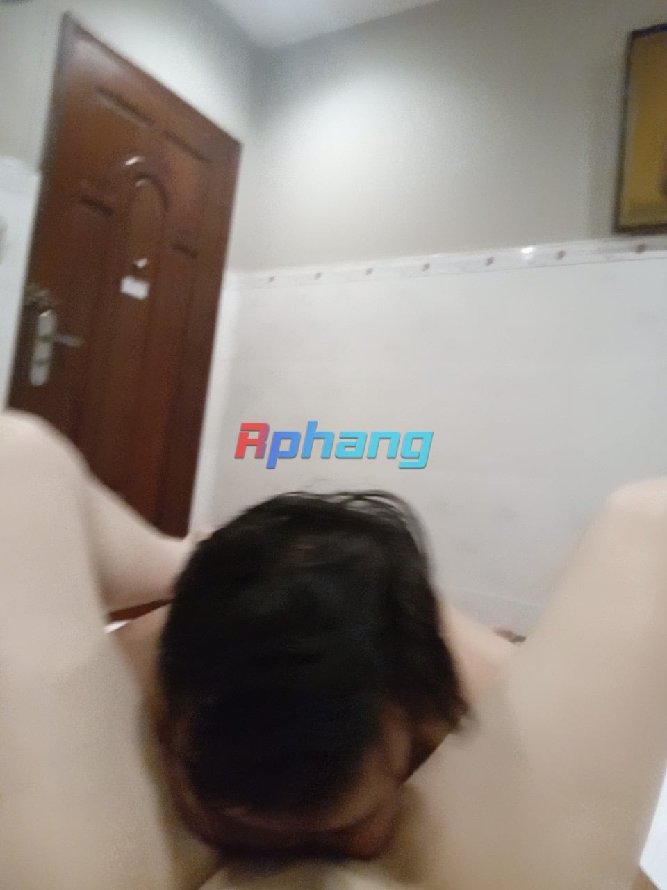 1HNPFUCMU_AK02GP.jpeg