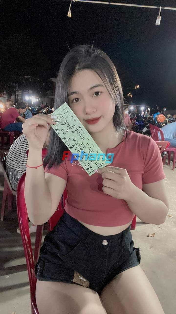 hương.jpg