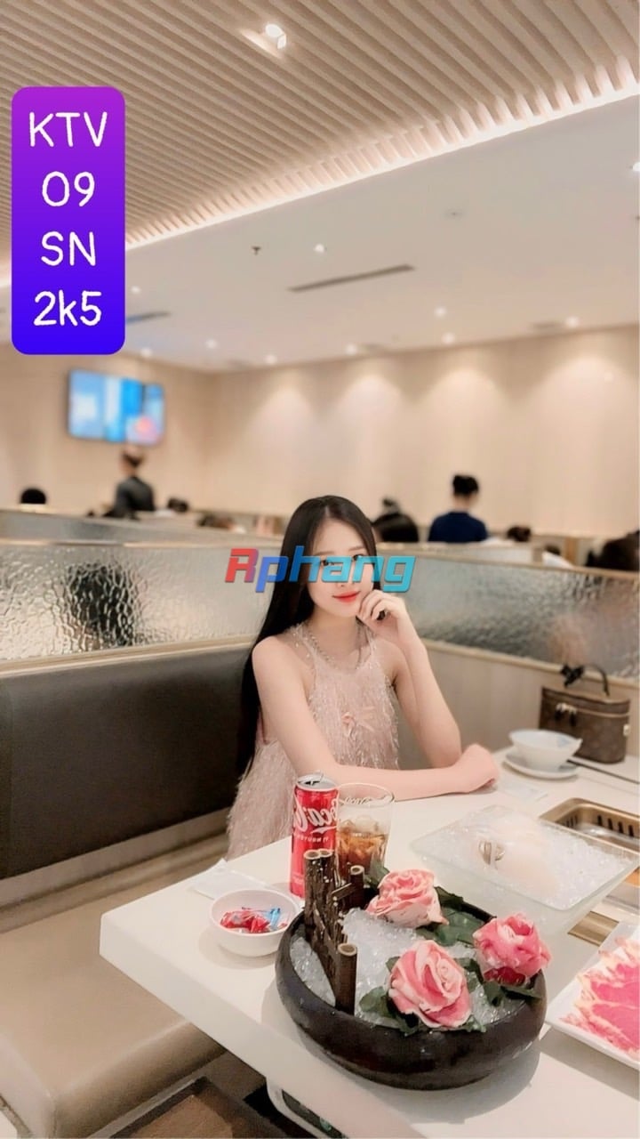 1I33U802F_BUEU06.jpeg