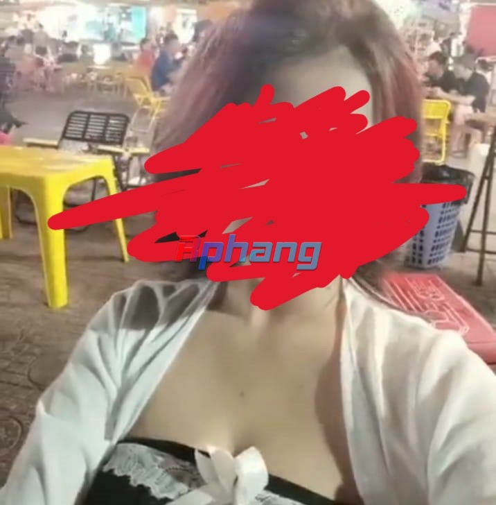 bé 3.jpg