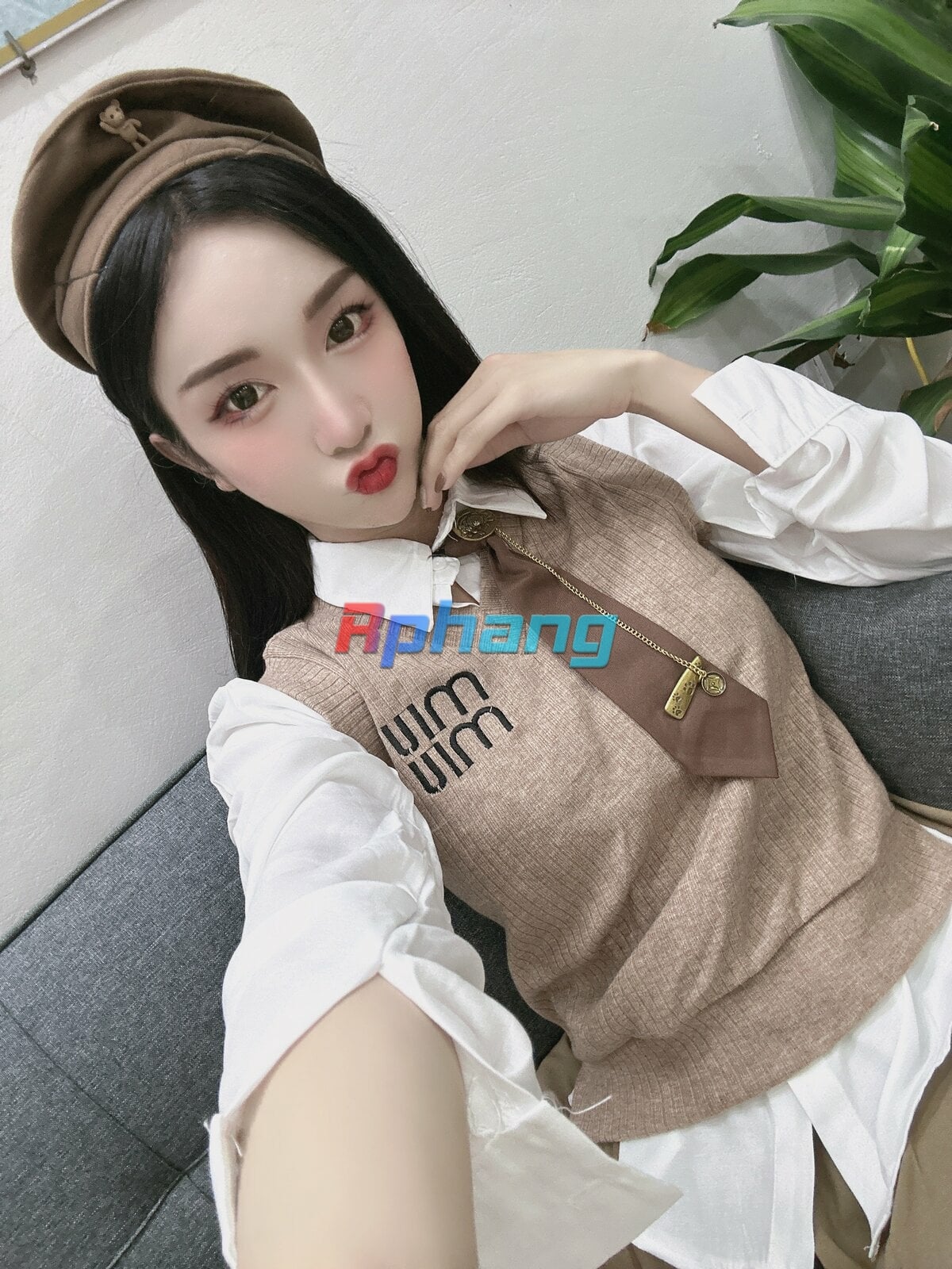 beauty_1731759373947.jpeg