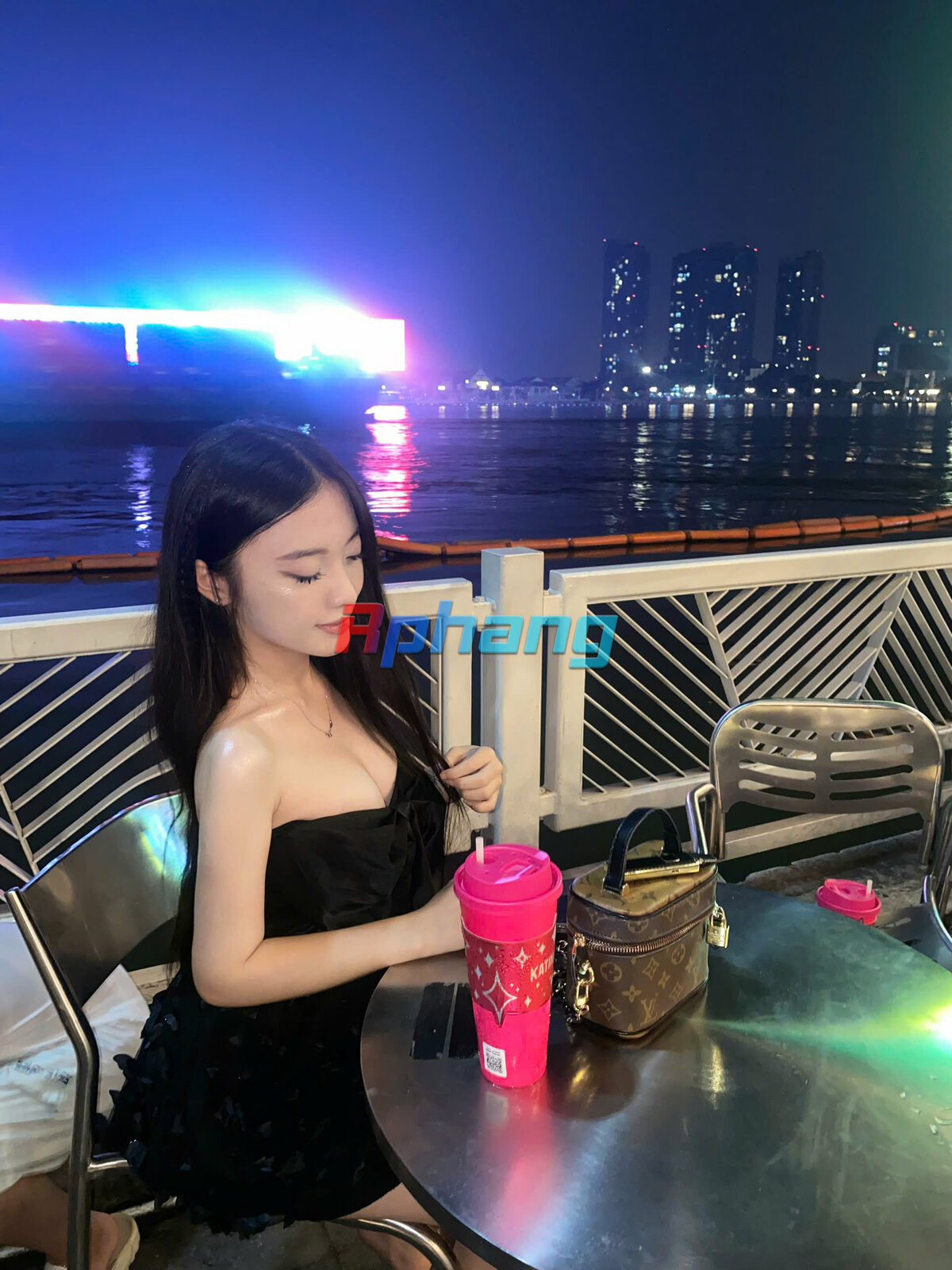 2bcb834ce0945bca0285.jpg