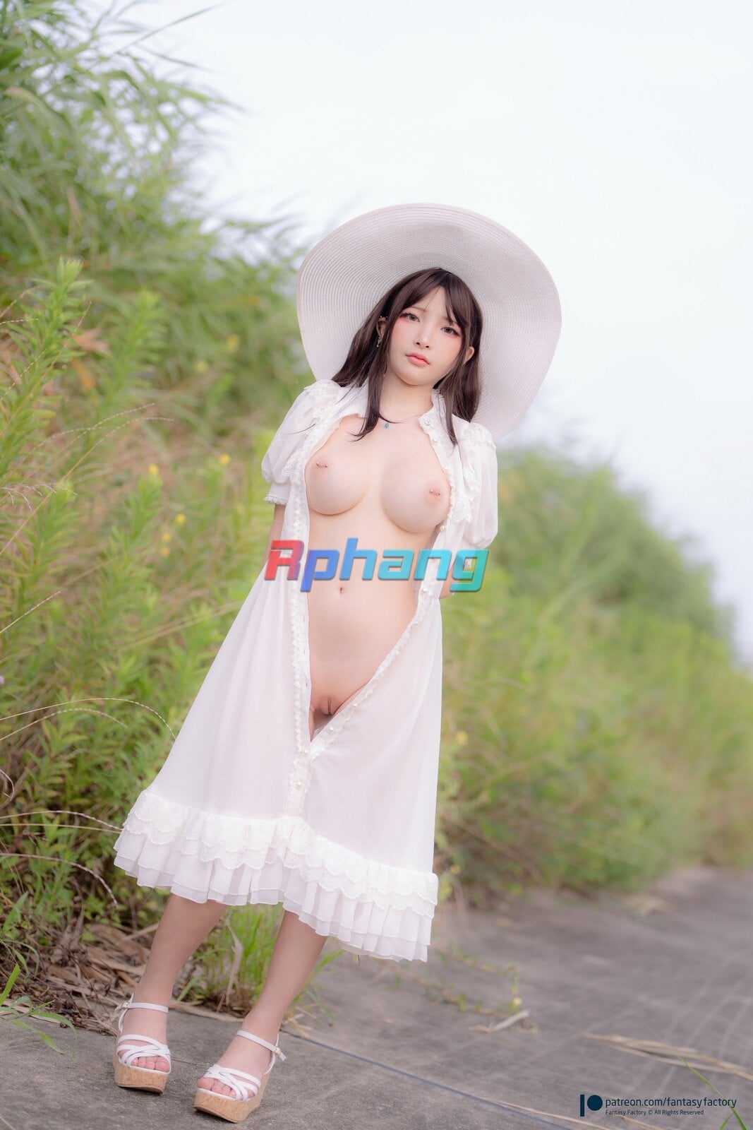 Fantasy Factory - 小丁 (Xiao Ding) - Sunflower (41).jpg