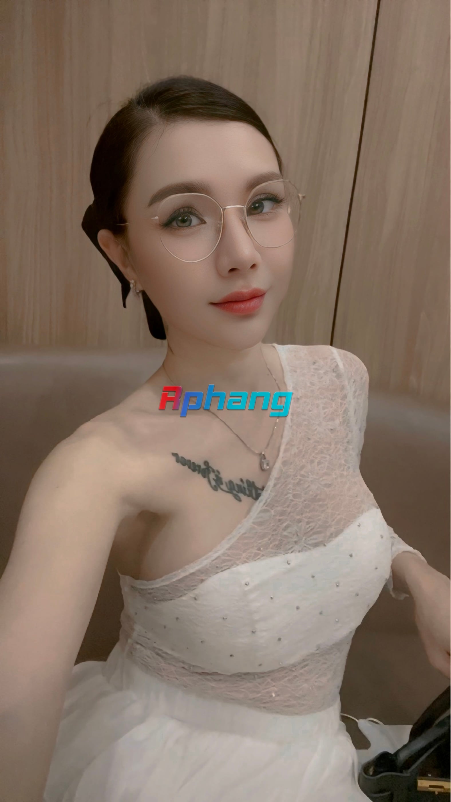 beauty_1740760852438.jpeg