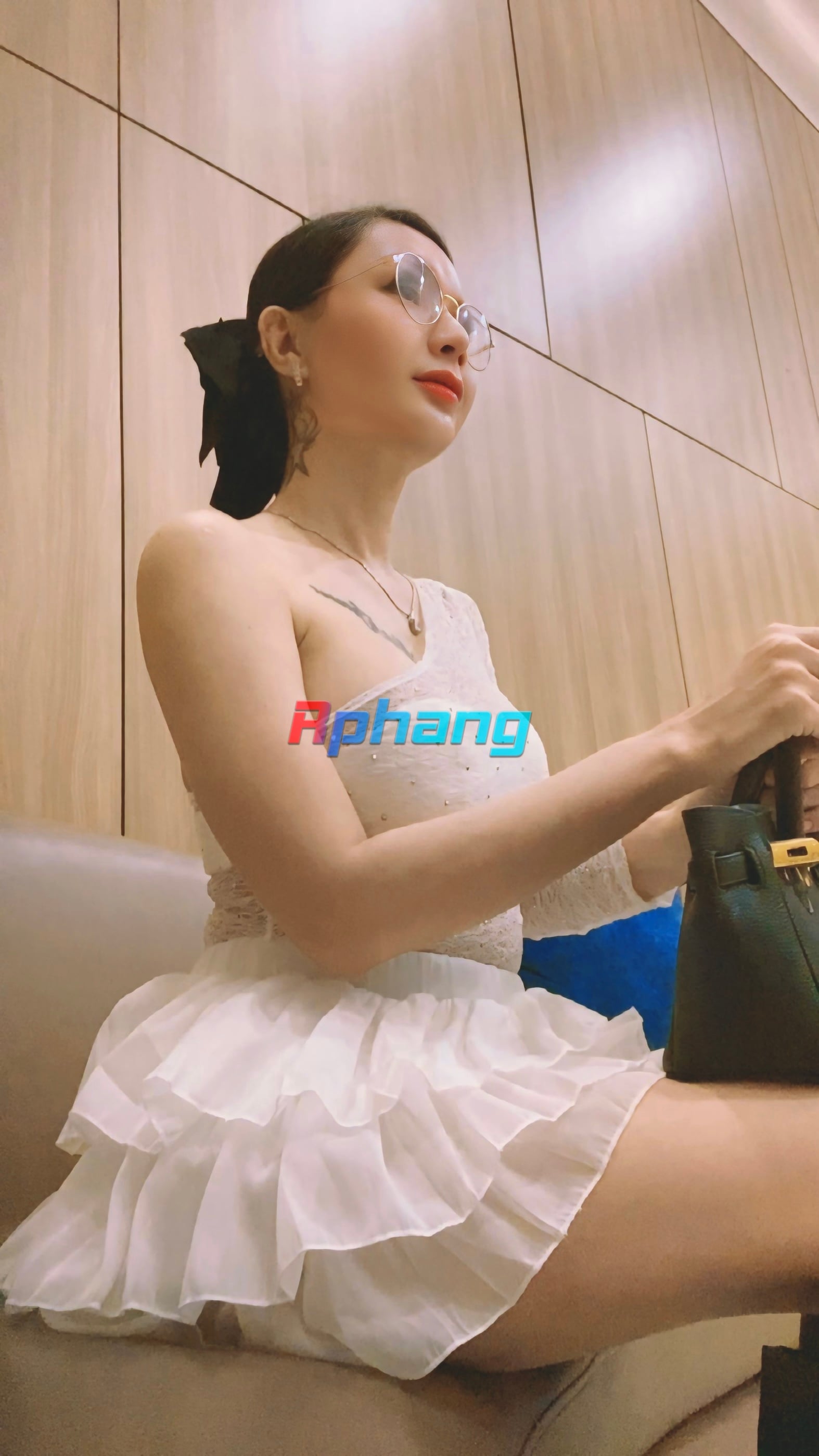 beauty_1740980066955.jpeg