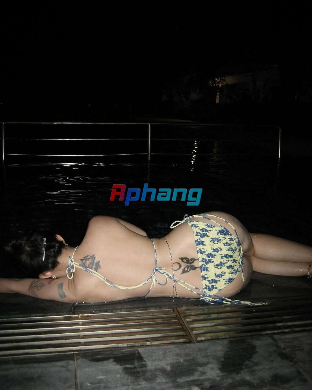 🏊🏻_♀️👙 digital cam (2).jpg