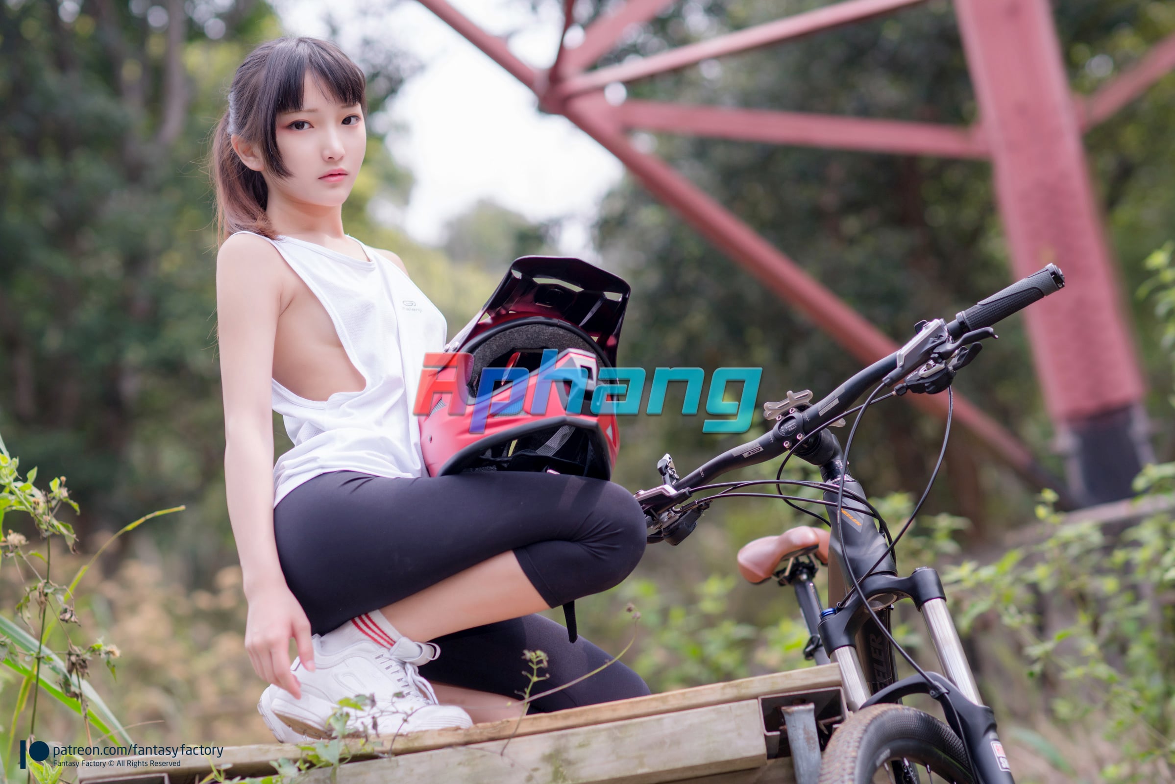 Fantasy Factory - 小丁 (Xiao Ding) - Mountain Bike (2).jpg