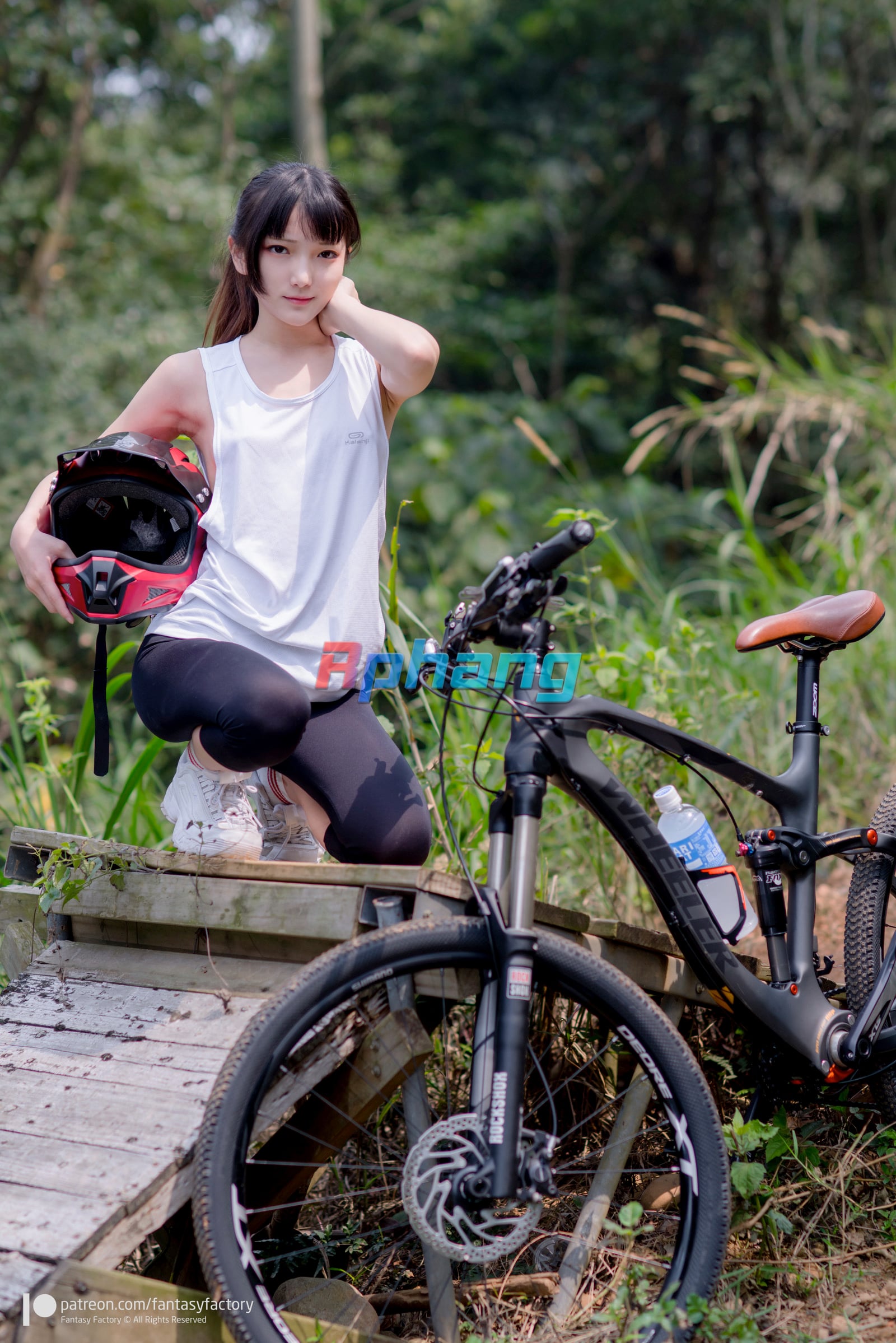 Fantasy Factory - 小丁 (Xiao Ding) - Mountain Bike (3).jpg