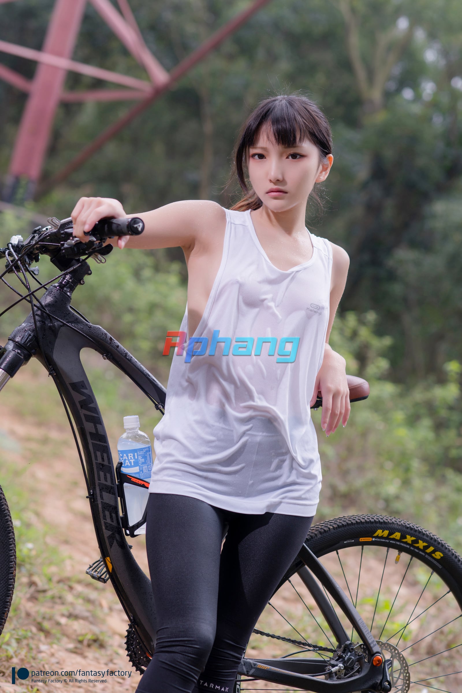 Fantasy Factory - 小丁 (Xiao Ding) - Mountain Bike (12).jpg