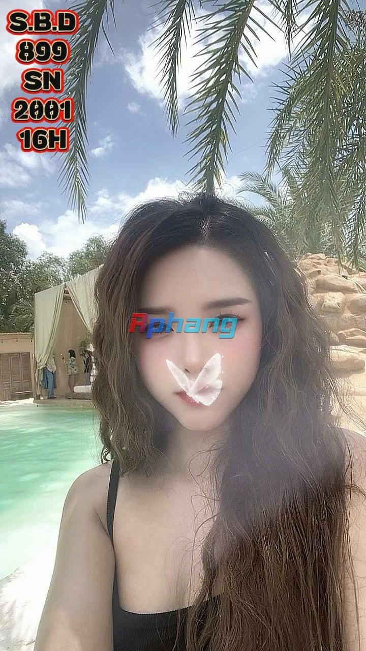 899.jpg
