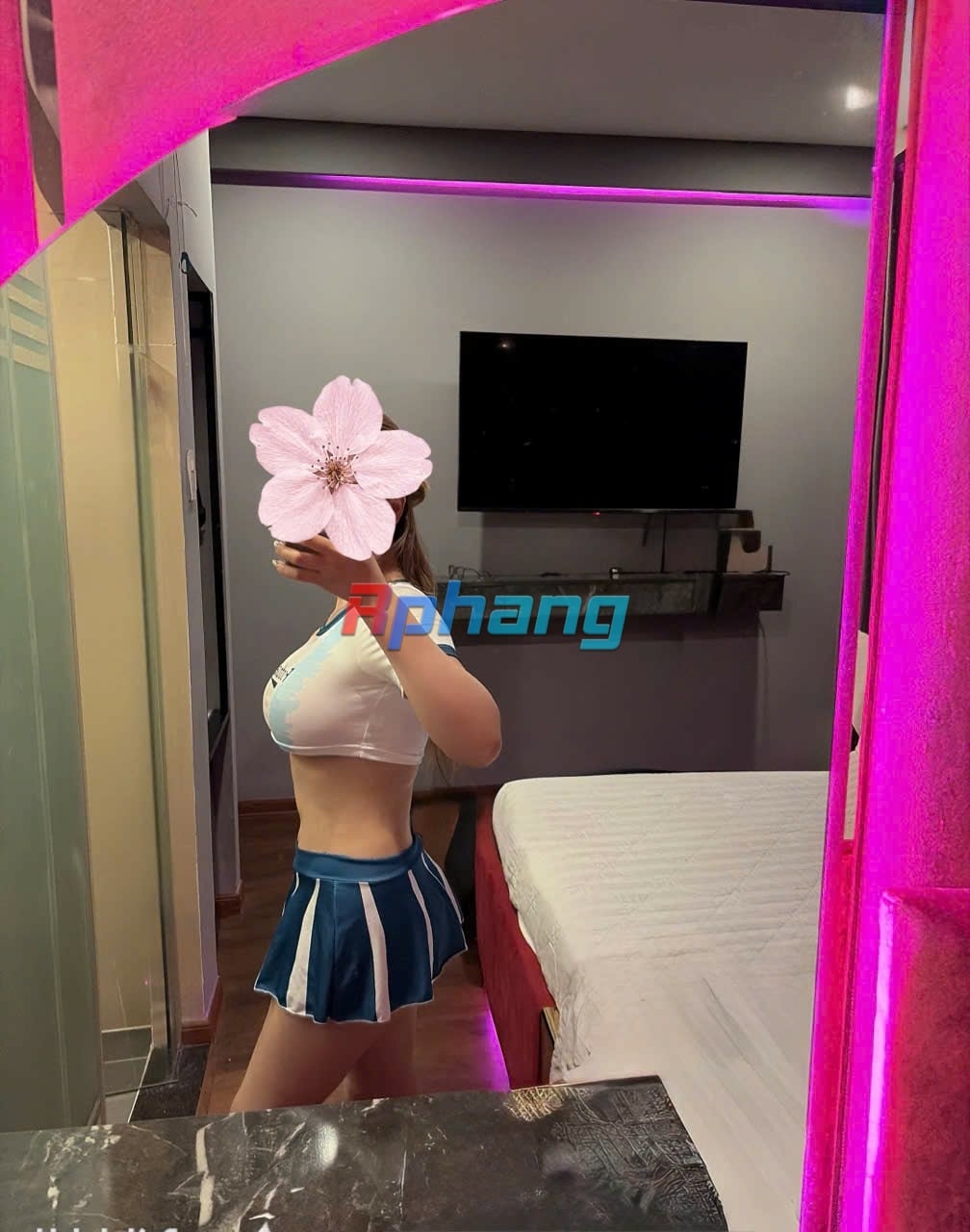 240.jpg