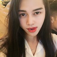 Bé mèo ladyboy